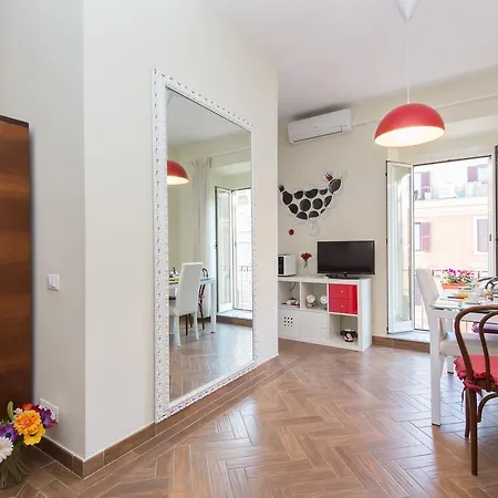 Regina's House - St Peter רומא